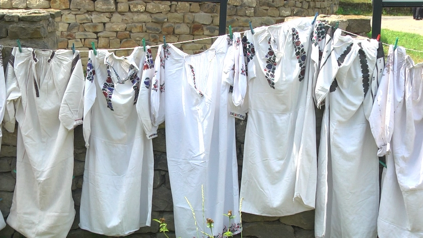 як сушити вишиванку